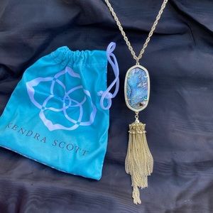 NWOT KENDRA SCOTT NECKLACE with pouch